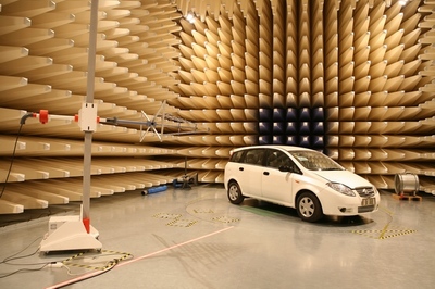 重慶市電磁兼容工程技術(shù)研究中心順利通過(guò)驗(yàn)收，電磁環(huán)境檢測(cè)能力獲權(quán)威認(rèn)可